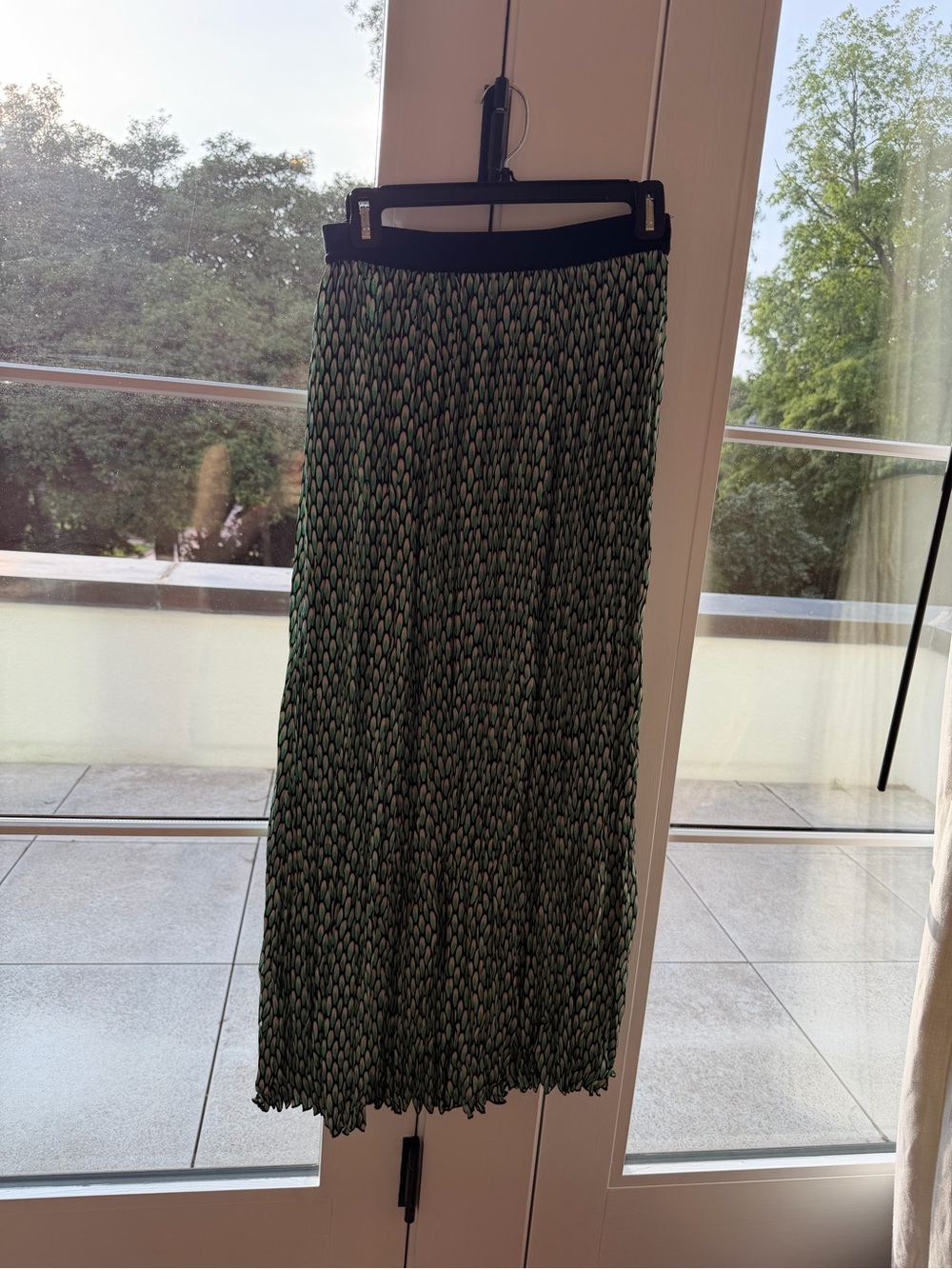 Printed Green Pleated Maxi Skirt